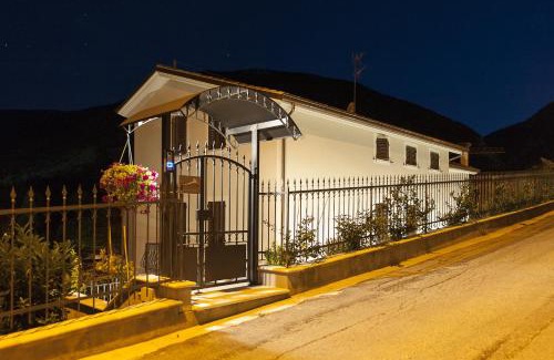 Visso House | Villacolle Visso