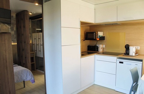 Verruyes House | Village de Gîtes Avec Piscine/fitness. Animaux OK. Pêche et Baignade a 50m