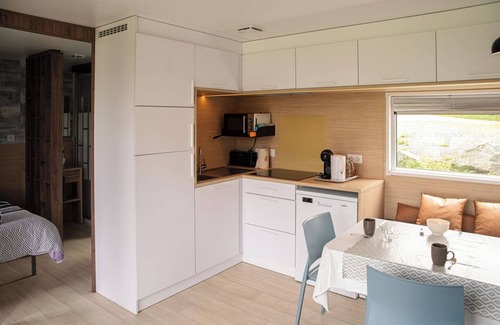 Verruyes House | Village de Gîtes Avec Piscine/fitness. Animaux OK. Pêche et Baignade a 50m