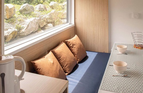 Verruyes House | Village de Gîtes Avec Piscine/fitness. Animaux OK. Pêche et Baignade a 50m