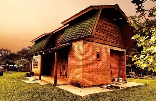 Urubici Cabin | Village Grace, Cabana Estilo Celeiro, com Linda Vista Para o Vale