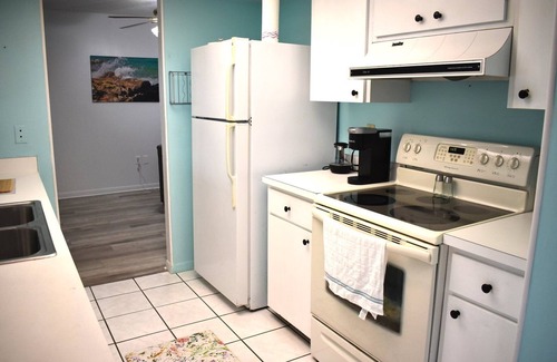 Bradenton House | Village Green Home ~ Anna Maria beaches 10 minute drive