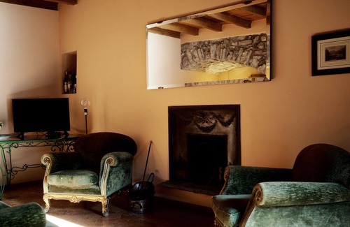 Torno House | Village house with garden overlooking the lake