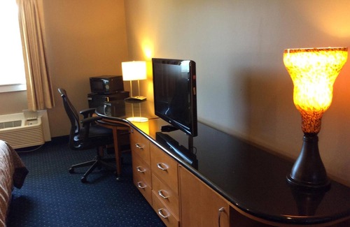 Annapolis Hotel | Village Inn Annapolis MD