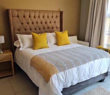 Moses Kotane House | Village Kulture - Guest House