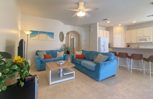 Trafalgar Village House | Village Resort close to theme parks! Family vacation home with Club House