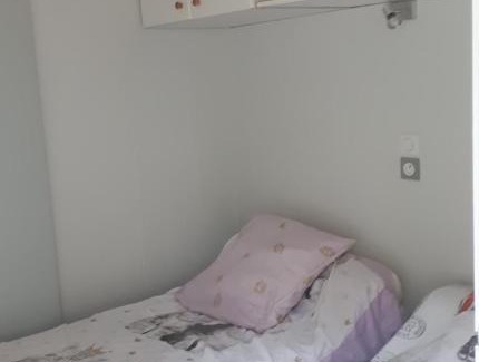 Leon Other | village sous les pins