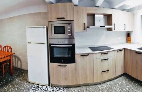 La Pobla de Montornes House | Village vacation house with the garden