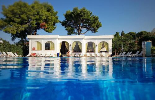 Defensola Apartment | Villaggio Alba Chiara