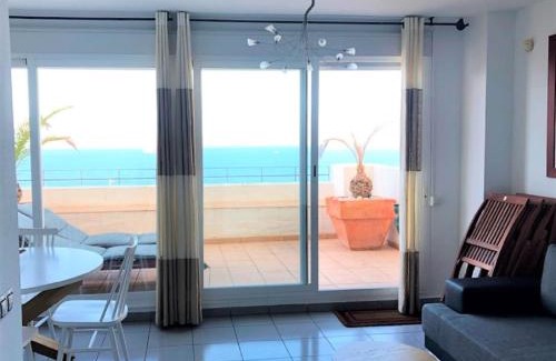 Benidorm Apartment | Villamarina dúplex en primera línea de mar - Fincas Arena
