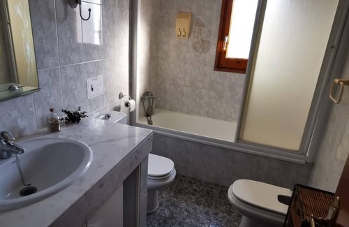 Can Carbonell Ski Chalet | VILLAS COSETTE VILLA MARTINA with swimming pool,