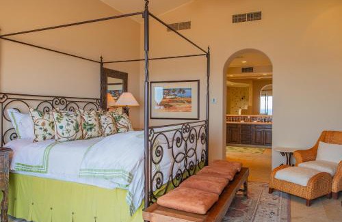 Palmilla Villa | Villas Del Mar Fully Staffed and access to Golf & Palmilla Dunes Club