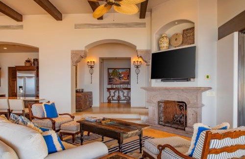 Palmilla Villa | Villas Del Mar Fully Staffed and access to Golf & Palmilla Dunes Club