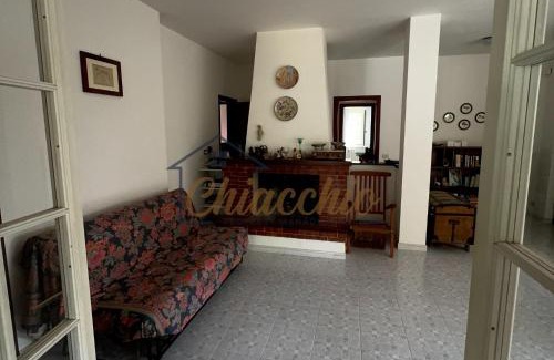 Policastro Bussentino Apartment | Villetta Gentili a due passi dal Mare - Patio e Parcheggio