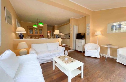 Marina di Pietrasanta Villa | Villetta Vinci