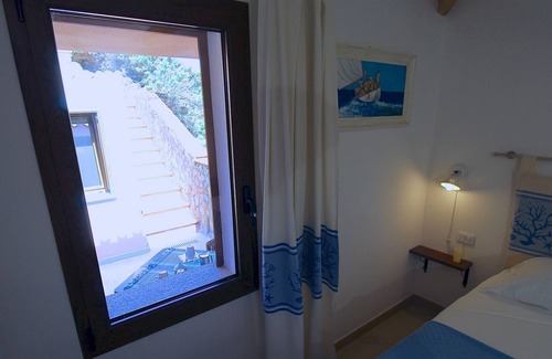 La Maddalena Villa | Villino Iole - Three Bedroom Villa, Sleeps 6