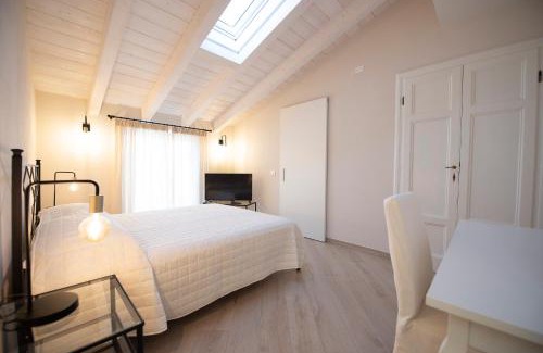 Marina di Carrara Bed & Breakfast | Villino Micol camere a due passi dal mare