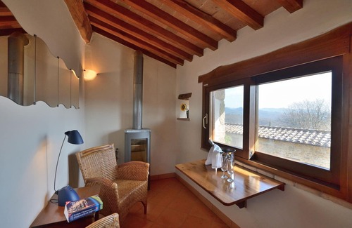 Castelnuovo Berardenga Apartment | Vin Santo, Vignale, Castelnuovo Berardenga, Siena and Chianti