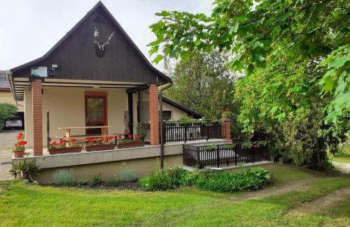 Kiralyszentistvan House | Vincellér Vendégház