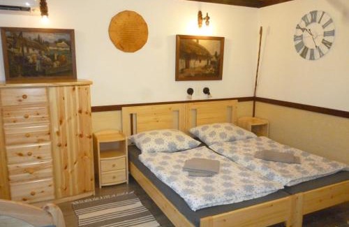 Kiralyszentistvan House | Vincellér Vendégház