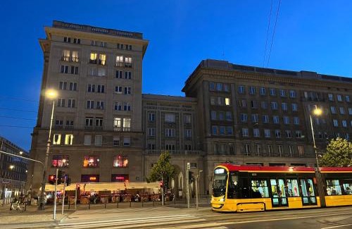 Srodmiescie Południowe Apartment | Vincent in downtown Warsaw at plac Konstytucji