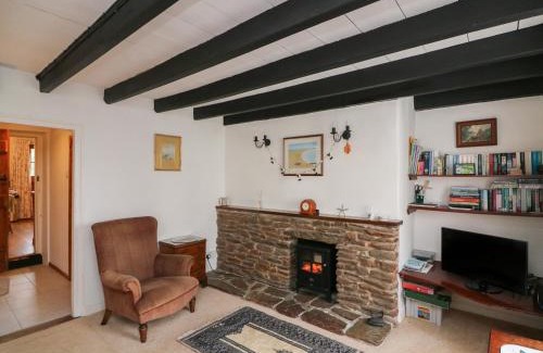 East Prawle House | Vine Cottage