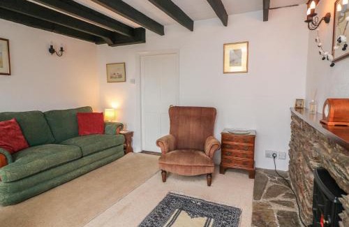 East Prawle House | Vine Cottage