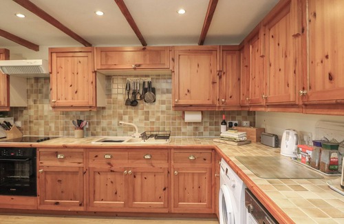 East Prawle Cottage | VINE COTTAGE, pet friendly, with a garden in East Prawle