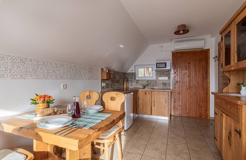 Trska Gora House | Vineyard Cottage Rataj 2 Wellness, Novo mesto, Slovenia