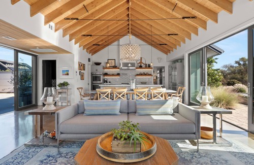 Sonoma House | Vineyard Farmhouse Estate with pool & pickleball