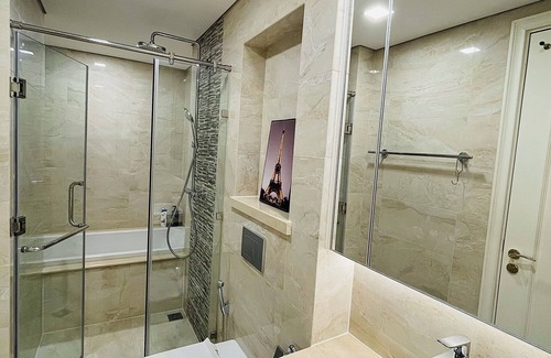 Ben Nghe Apartment | Vinhomes Ba Son District 1 - Luxury Residence in CBD