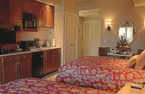 Napa Resort | Vino Bello Napa Studio w/kitchen-sleeps 4-shuttle to BottleRock-4th night free