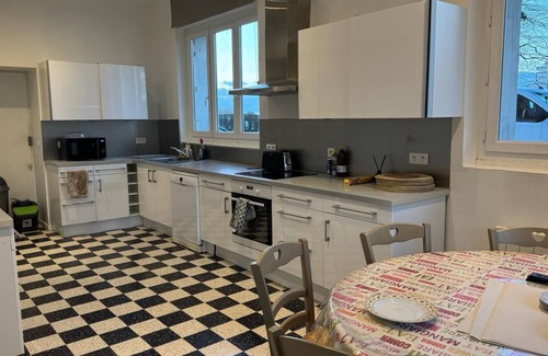 Paluel Bed & Breakfast | Vintage bed and breakfast 3 minutes from the sea - Manoir de Conteville