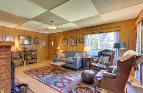 Walterville House | Vintage Cottage by Leaburg Canal with Large Yard!