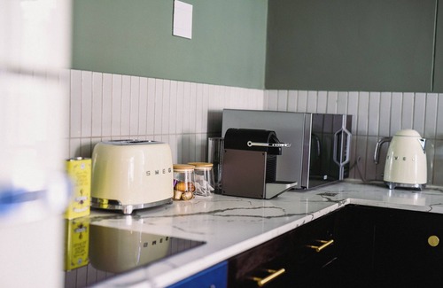 Bo'Kaap Apartment | Vintage Gem in Cape Town City Centre
