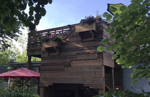 Columbia Apartment | VINTAGE-INSPIRED 1-BEDROOM SUITE NEAR MU, STEPHENS COLLEGE, & DOWNTOWN