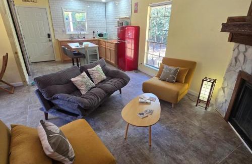 Somerville House | Vintage Retreat at Lake Somerville