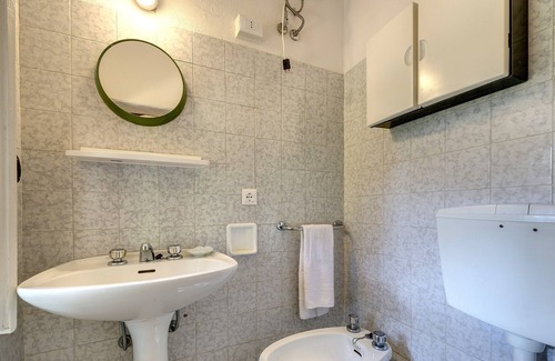Casale Marittimo Villa | Vintage Villa a Pochi Km dal Mare