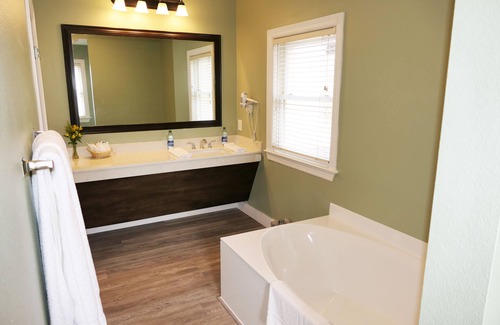 La Hacienda Estates Hotel | Vintage Villas Hotel & Events