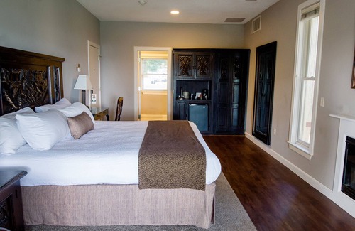 La Hacienda Estates Hotel | Vintage Villas Hotel & Events