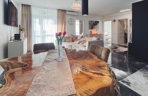 Nyiregyhaza Apartment | Violet Superior