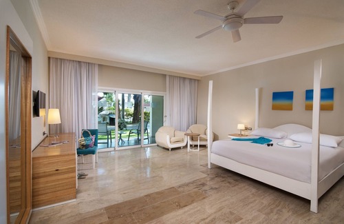 Puerto Plata Resort | VIP Cofresi Jr. Suite @ Lifestyle Holidays, Mandatory All-Inclusive Fee Extra