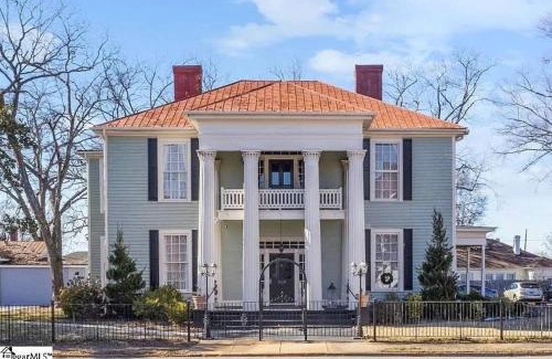 Anderson House | Virginia Suite