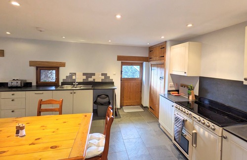 Hele Cottage | VIRVALE BARN, pet friendly, character holiday cottage in Combe Martin