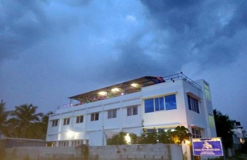 Vadanemelli Hotel | Visha Park International