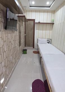 Deoghar Hotel | Vishwanath Palace