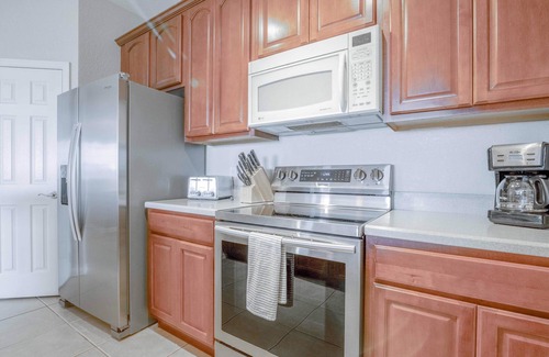 Florida Central Atlantic Coast Condo | Vista Cay Luxury Executive. Near all theme parks and walk to conventions
