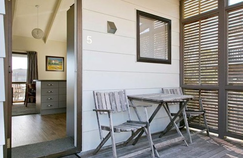 Richmond Heights House | Vista Haven - Taupo Holiday Home