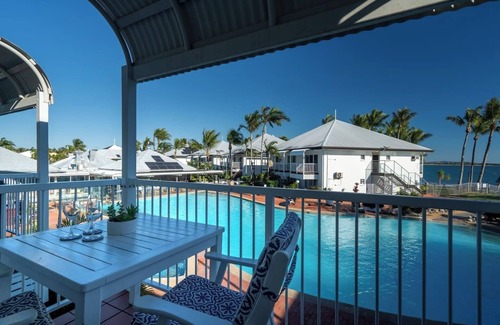 Dolphin Heads Apartment | Vista Sull'Aqua in the Resort