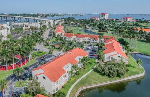 Isla del Sol House | Vista Verde W Poolside Oasis on Isla del Sol